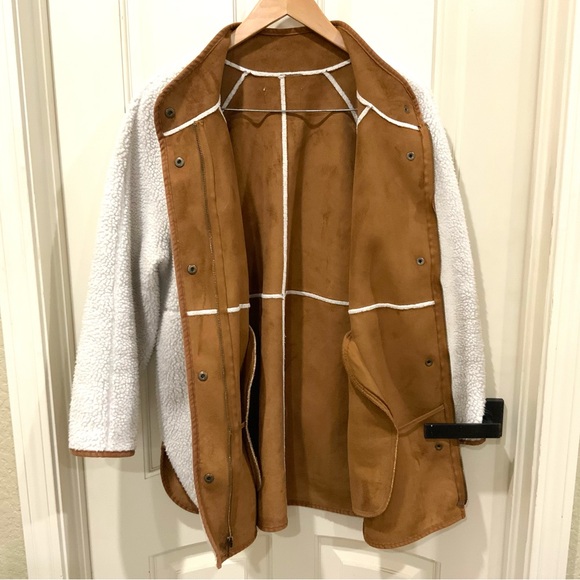 Cozy Sherpa Coat - Picture 4 of 9